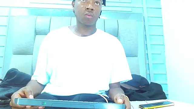 Black_Fire10 在線直播表演