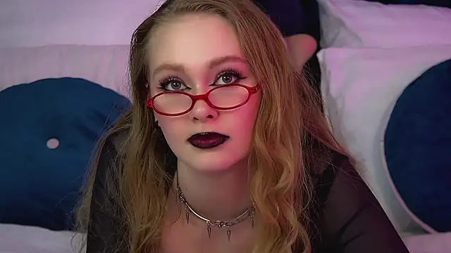 دردشة AgataFoxley الجنسية المباشرة