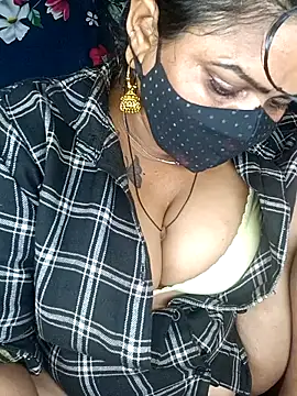 Delhi_Patola Chat XXX in diretta