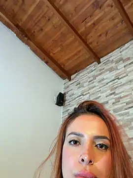 Онлайн чат XXX CiaraMorettii