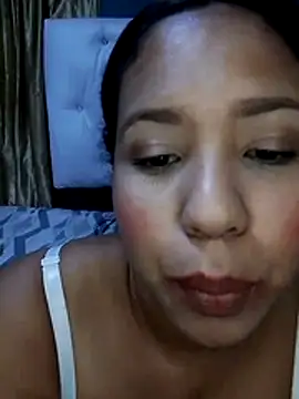 Show de webcam de karimbrunette