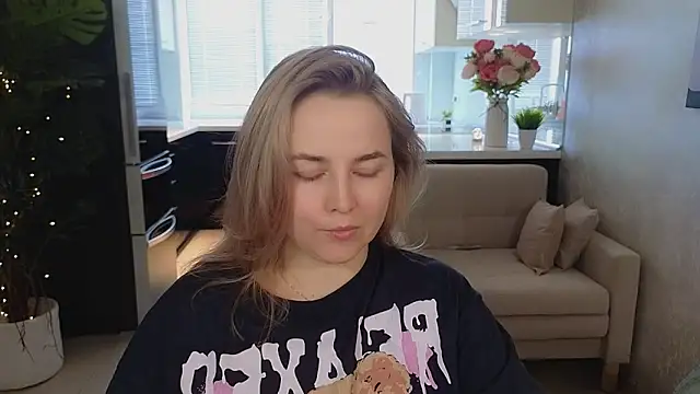 Mira_Mermayd Live XXX-chat