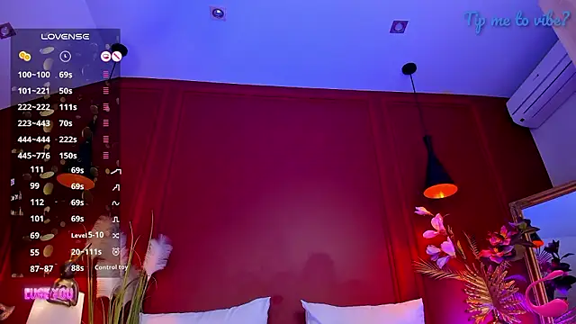 دردشة Mayzzie الجنسية المباشرة