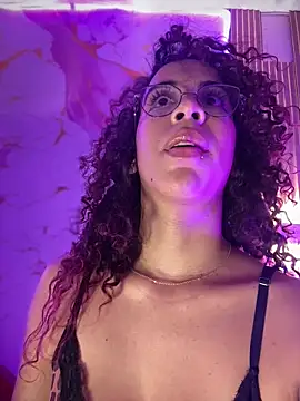 Chat +18 de Woo_isDaphne ao vivo