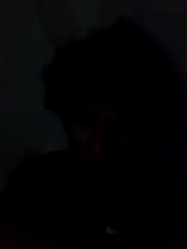 tuchokolatit0: διαδικτυακό σόου στην κάμερα