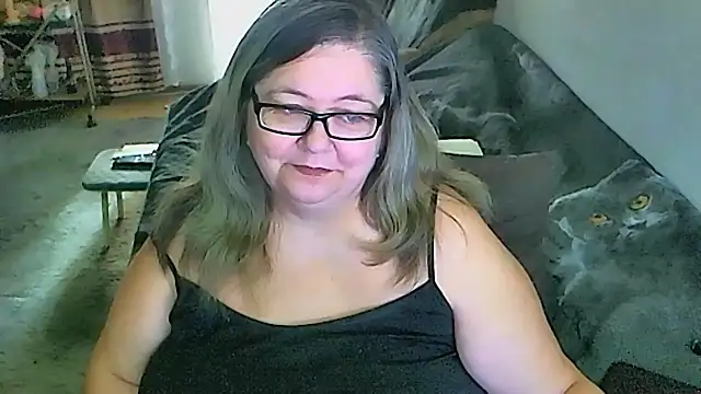 sex2 Adlı Modelin Canlı XXX Sohbeti