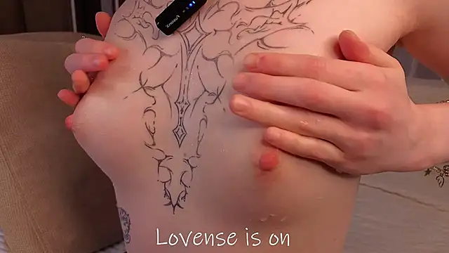 แชท XXX สดของ LurleneRamo