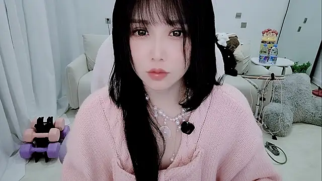 Czat XXX na żywo – Evangelin-e