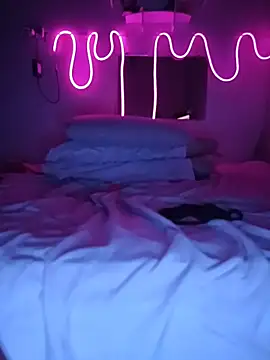 Chatroom XXX en direct de SoftLady_S33