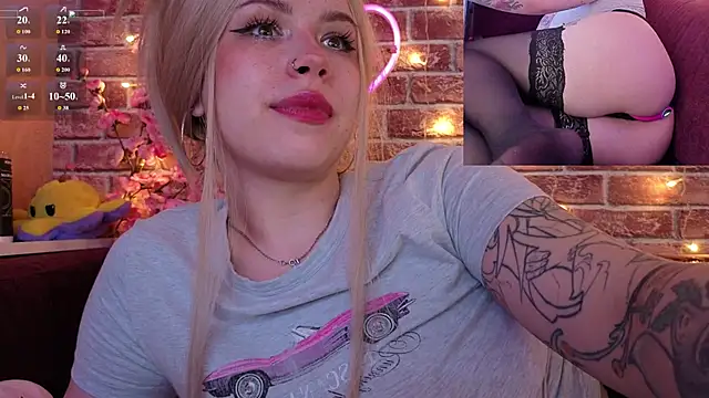 AnnaQuiin 웹캠 쇼