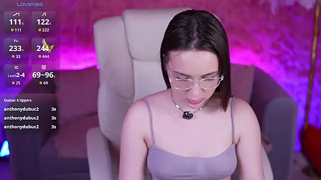 OliviaMoore_ – Kamerová šou