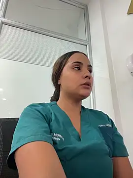 Chatroom XXX en direct de Noa_Harper-