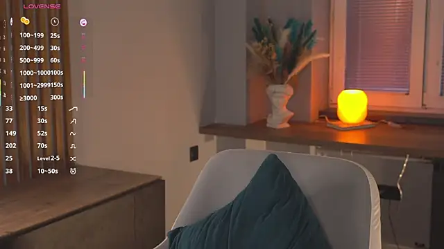 Chat +18 de OssieCrews ao vivo