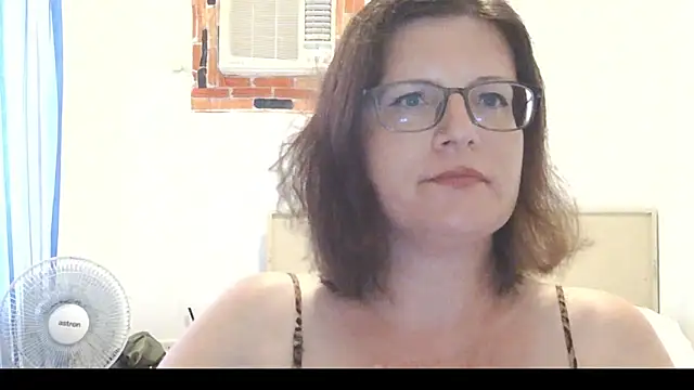 Chat +18 de Domina_Tasselina_Goddess ao vivo