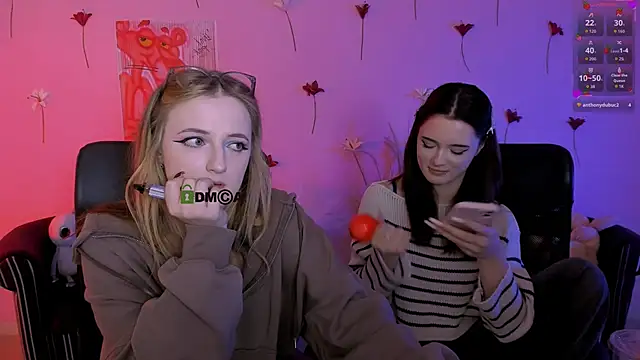 แชท XXX สดของ liana_kisses