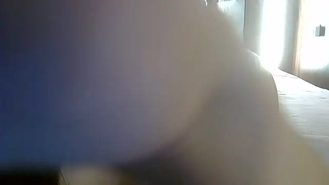 SkinnyKitten: онлайн-секс-чат