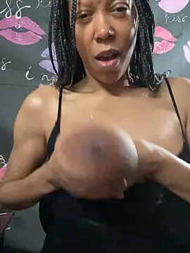 Michellecinnamon: онлайн-секс-чат