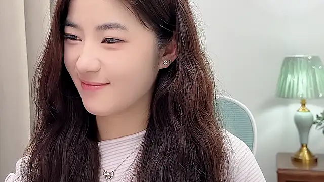 Nicole20266 라이브 XXX 채팅