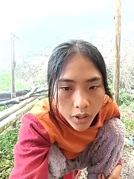 Hoa-tuylip's Webcam Show