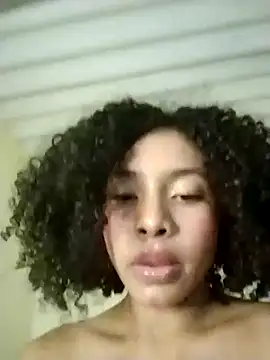 Larita_curly's Live XXX Chat