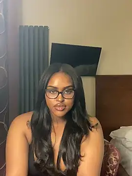 Realriyaaa's Webcam Show