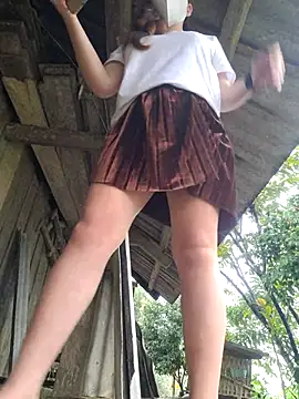 Muna_LM 现场XXX聊天