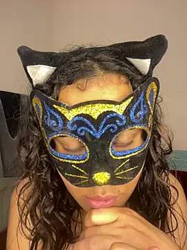 goodone98 Adlı Modelin Canlı XXX Sohbeti