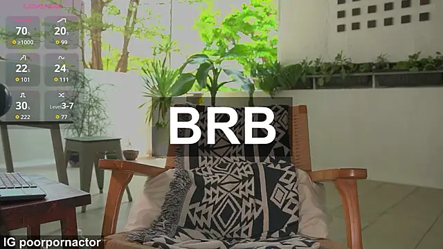 Онлайн чат XXX poorpornactor