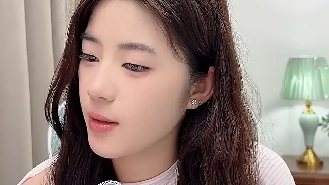 Nicole20266   网络视讯表演