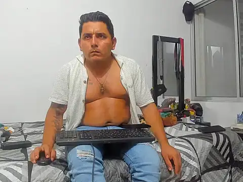 danisttar webcam show