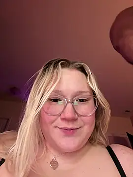 PiggyRose live XXX chat