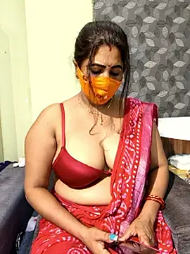 Poly_bhabi Webcam-Show