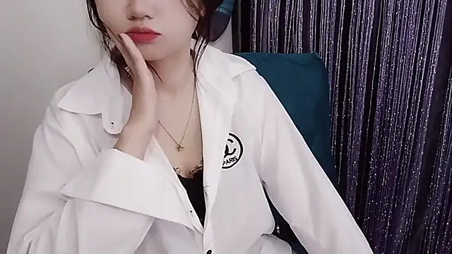 Ari-sweety's Live XXX Chat