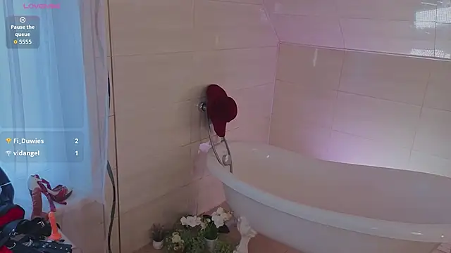 AnittaHarris_ élő XXX-chatje