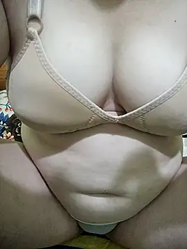 Susu-min Pertunjukan Webcam