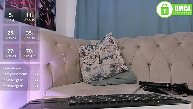 zoe_37's Live XXX Chat