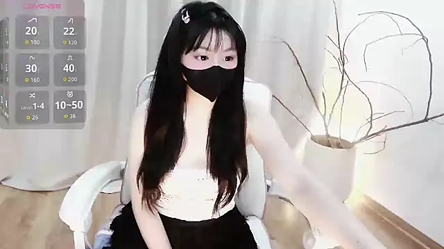 XXX chat uživo modela Sweet-Shuna