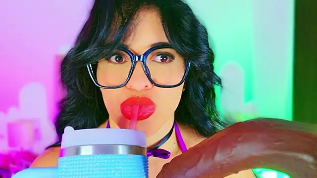 CharlootteEvansのライブXXXチャット