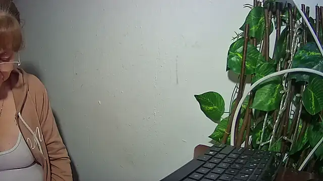 nicoltatiana_: онлайн-секс-чат