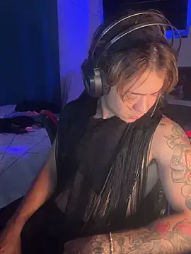 AngelLatinBoy webcam show