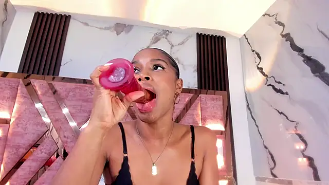 Chat XXX ao vivo de kandy_bronw