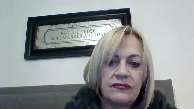 Milfshake227's Live XXX Chat