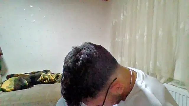 Alevderlerrs 在線直播表演