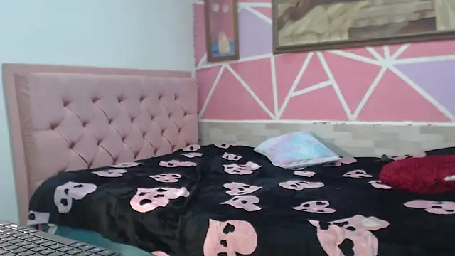 Doll_rihana Adlı Modelin Canlı XXX Sohbeti