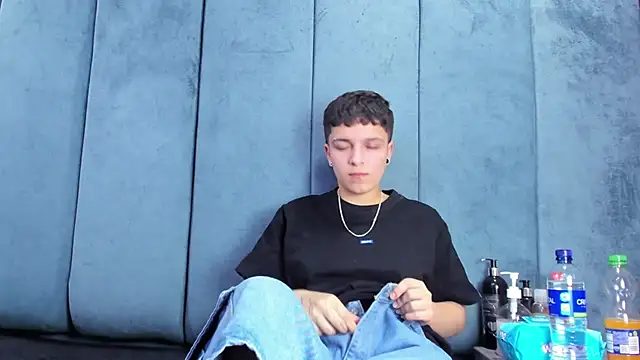 Chat +18 de Megan_Thompson_ ao vivo