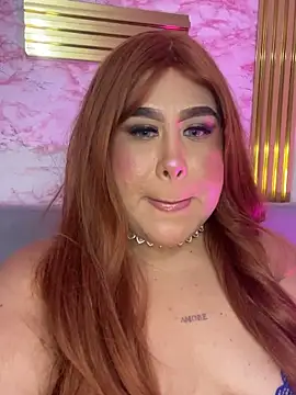 Chat XXX en directo de Mia_Carters