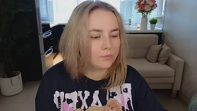 Mira_Mermayd Live XXX-Chat