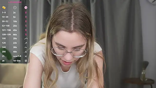 JoanBaggott's Live XXX Chat