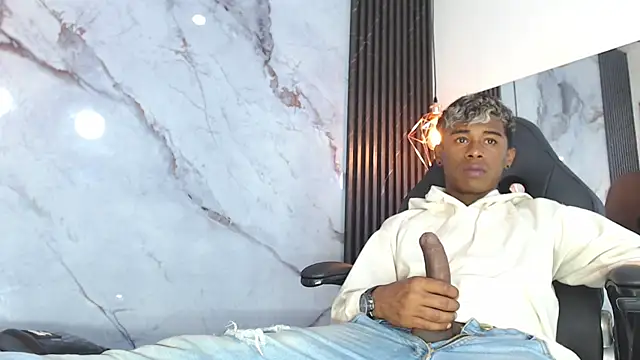 TonnyMarck: вебкам-шоу