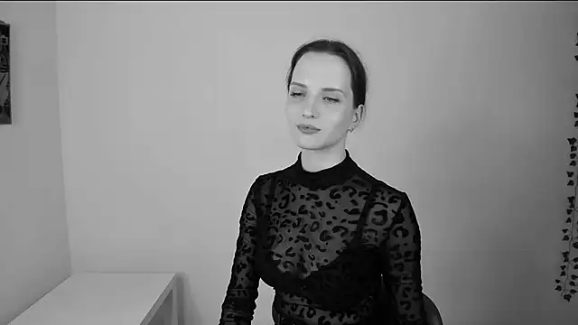 Ariadna_Shy Live XXX-chat